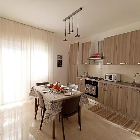 Marisol Apartment Altavilla Milicia